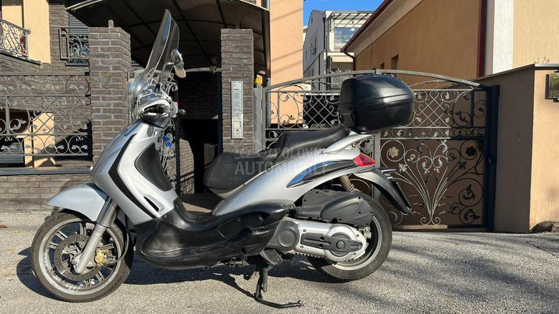 Piaggio Beverly 500