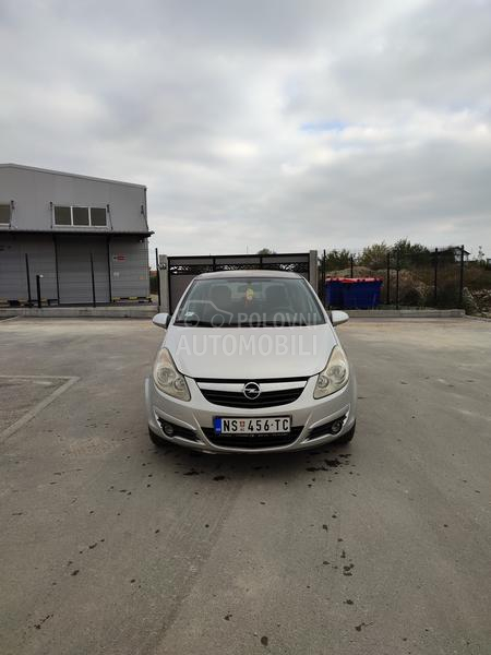 Opel Corsa D 1.2 16v