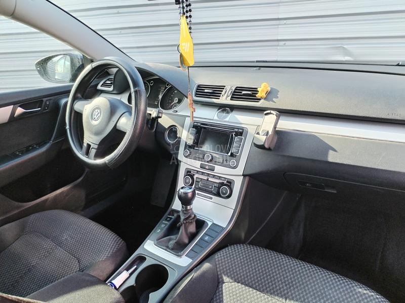 Volkswagen Passat B7 2.0 TDI