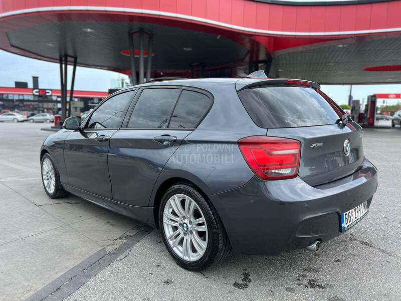 BMW 118 