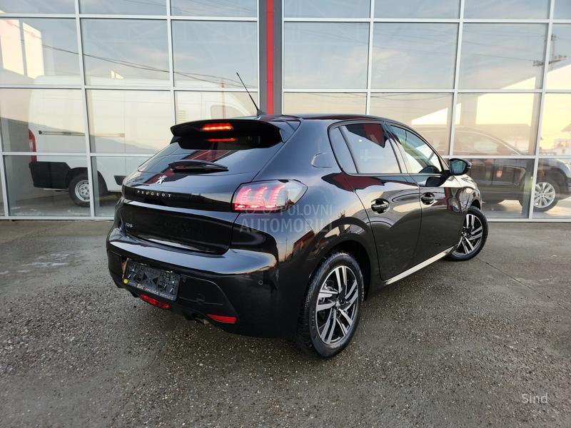 Peugeot 208 1.2 PURETECH ALLURE