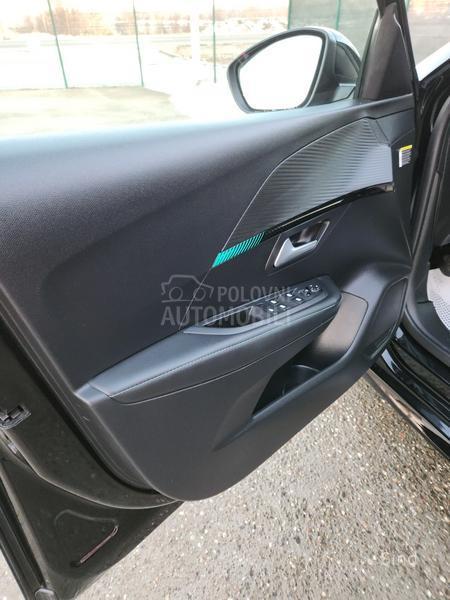 Peugeot 208 1.2 PURETECH ALLURE