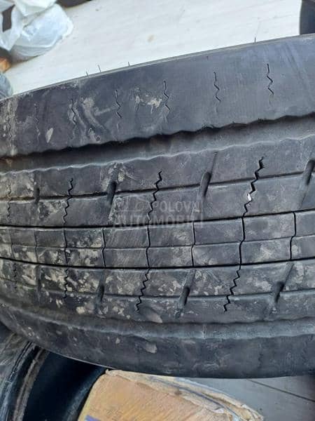 Bridgestone 315/70 R22.5 Sve sezone