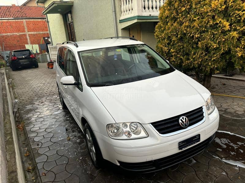 Volkswagen Touran Ch nove boce