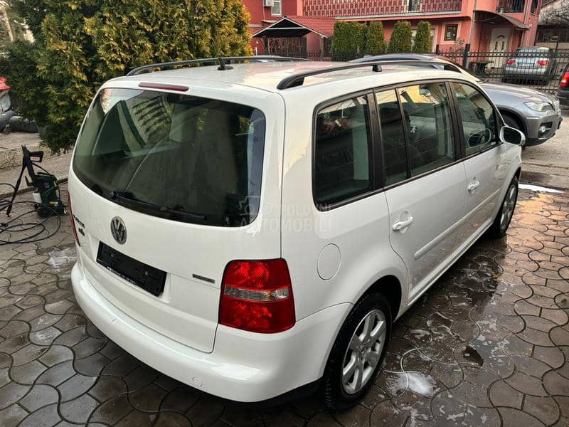 Volkswagen Touran Ch nove boce