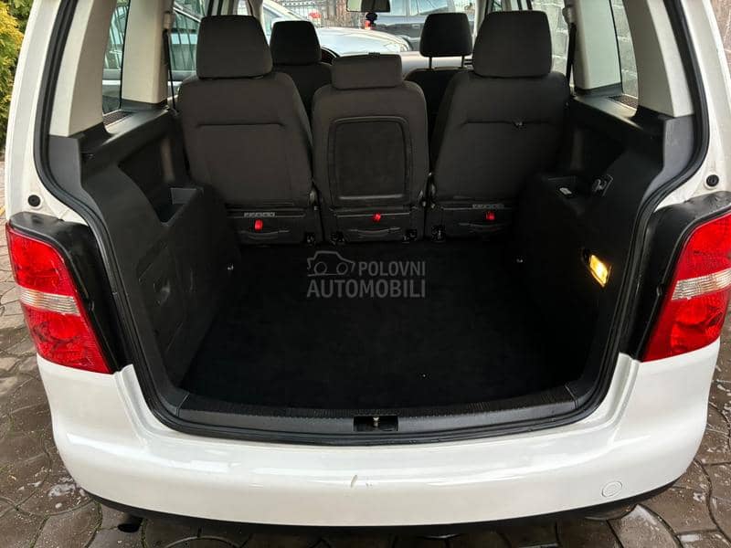 Volkswagen Touran Ch nove boce