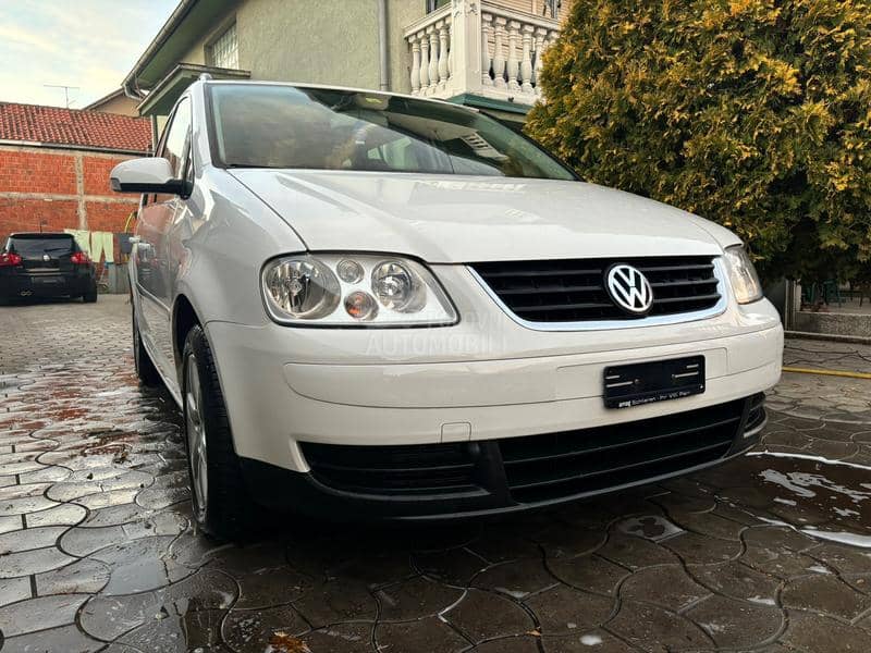 Volkswagen Touran Ch nove boce