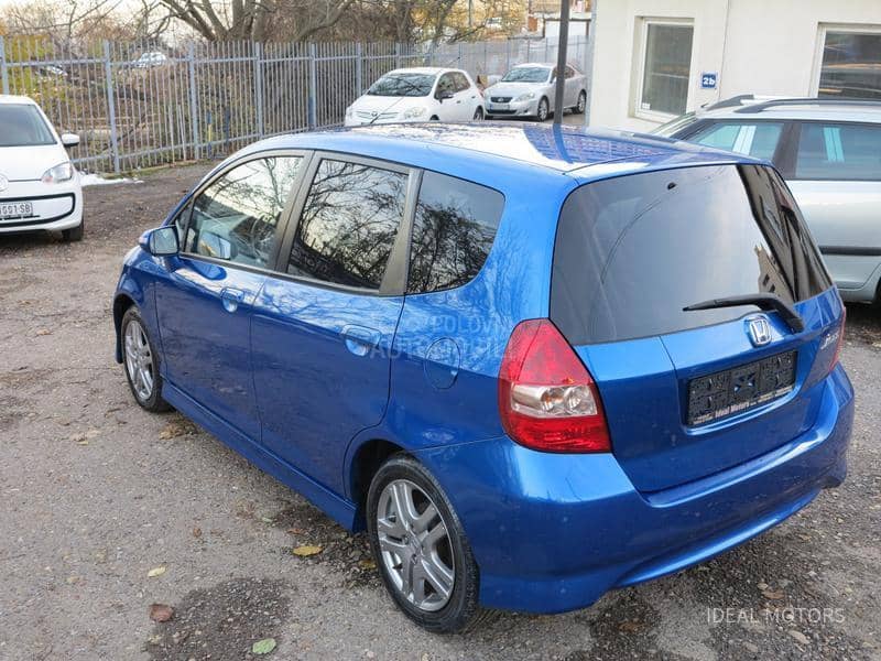 Honda Jazz 1.4 B SPORT CH