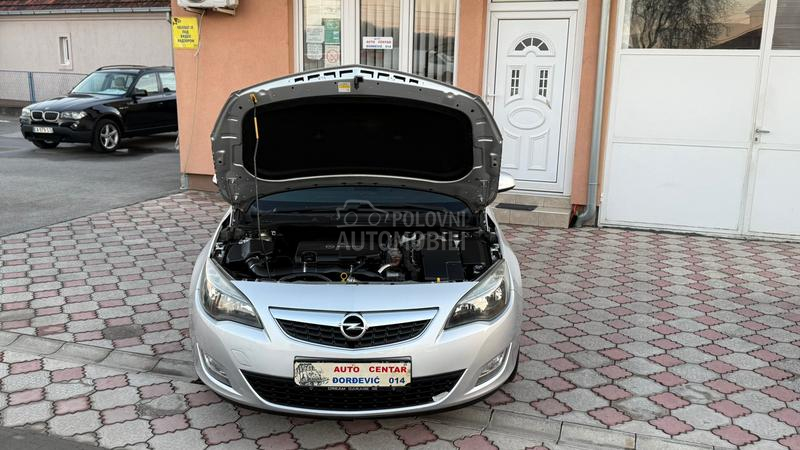 Opel Astra J 1.7 CDTI BESPREK0RAN