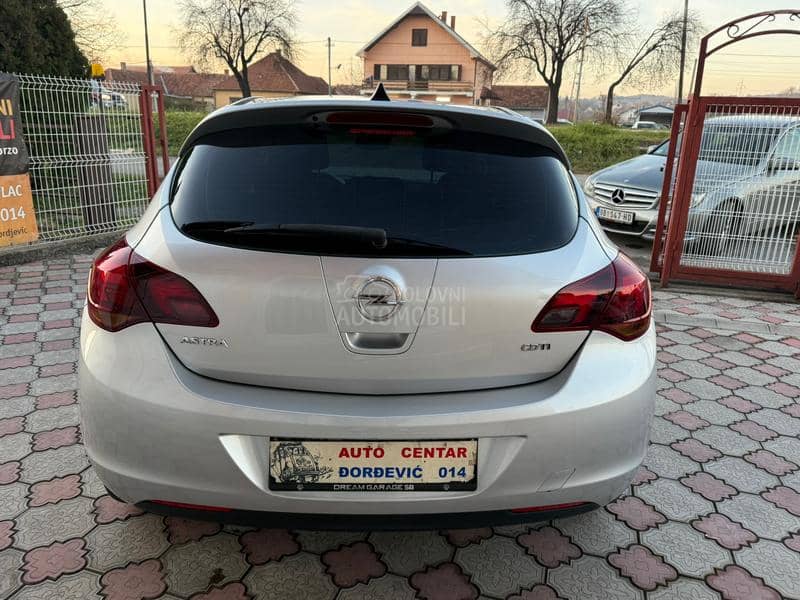 Opel Astra J 1.7 CDTI BESPREK0RAN