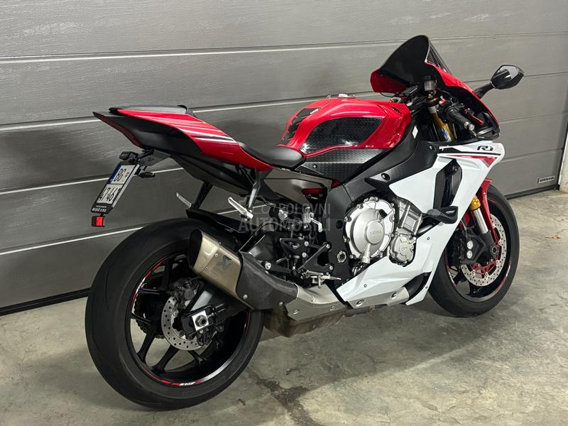 Yamaha r1