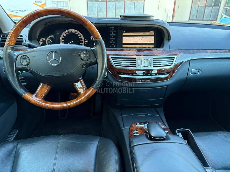 Mercedes Benz S 320 