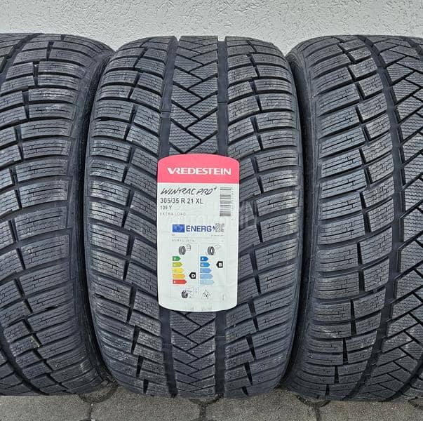 Vredestein 305/35 R21 Zimska