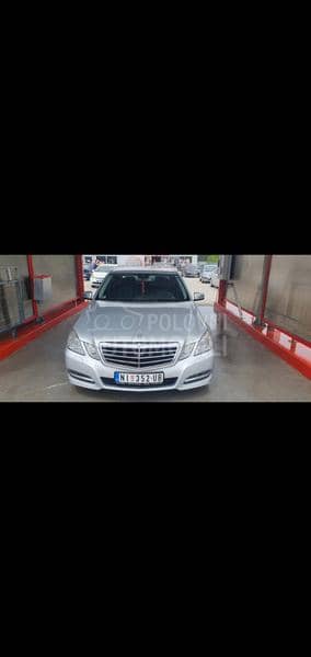 Mercedes Benz E 200 