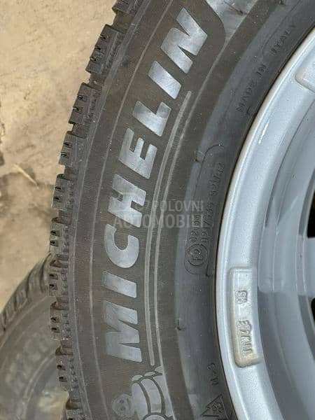 Michelin 215/60 R16 Zimska