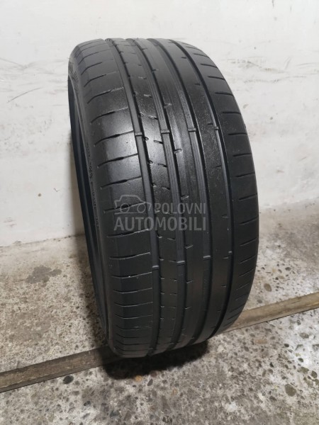 Dunlop 225/40 R18 Letnja