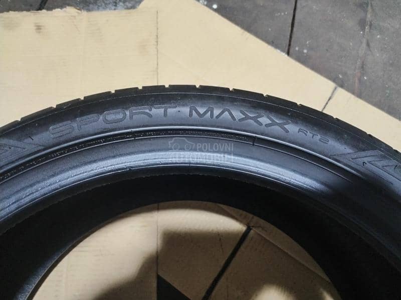 Dunlop 225/40 R18 Letnja