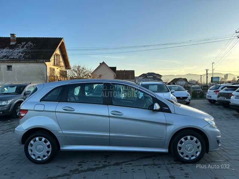 Mercedes Benz B 180 M E T A N / N O V