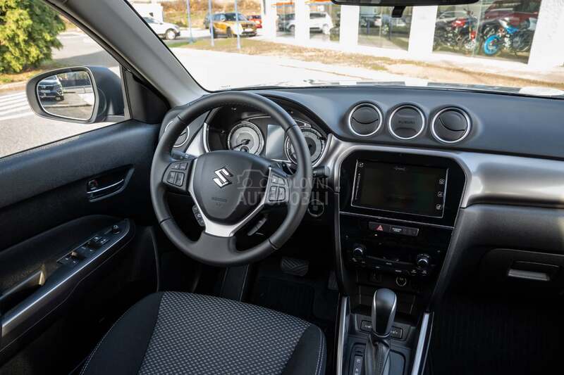 Suzuki Vitara Premium 4WD 6AT