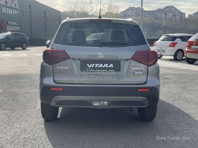 Suzuki Vitara Premium 4WD 6AT