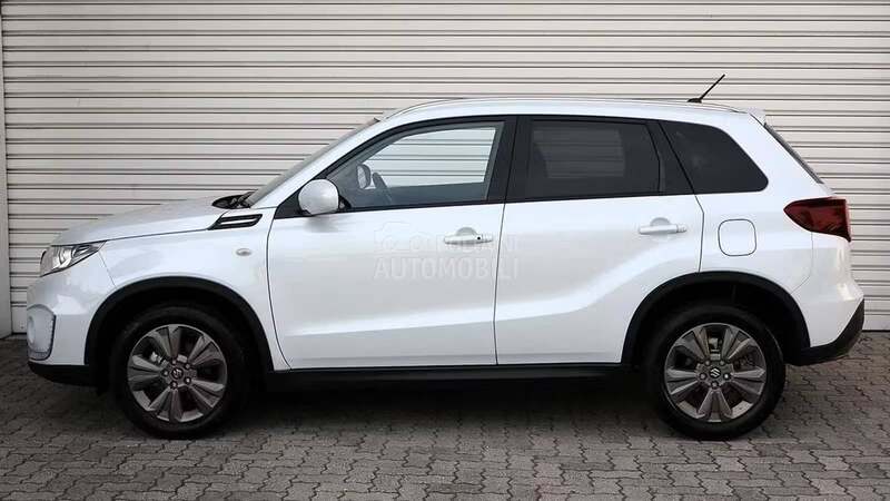 Suzuki Vitara Premium 4WD 6AT