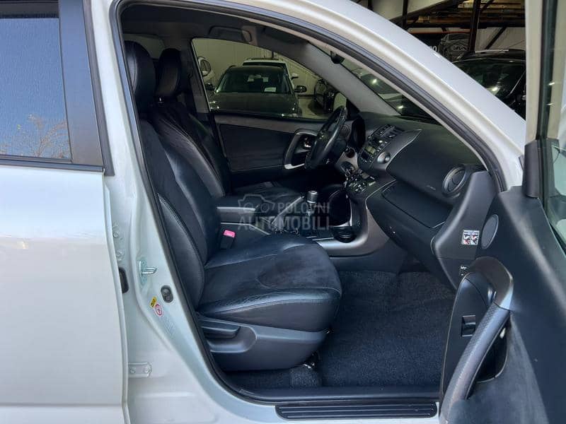 Toyota RAV 4 4x4 REST