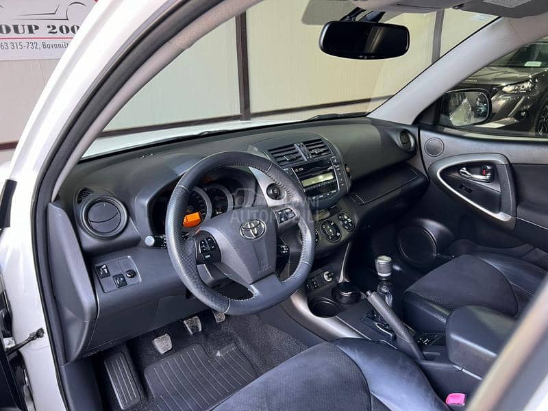 Toyota RAV 4 4x4 REST