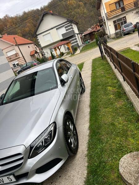 Mercedes Benz C 220 BLUETEC