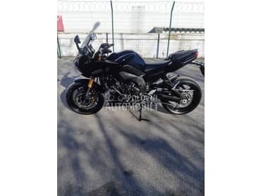 Yamaha FZ8  Fz8 S
