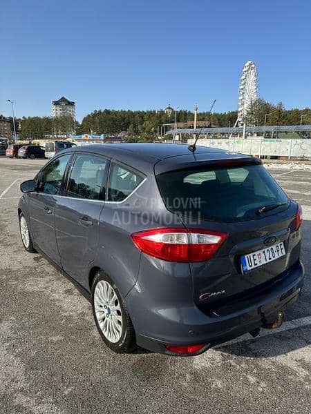 Ford C-Max titanium