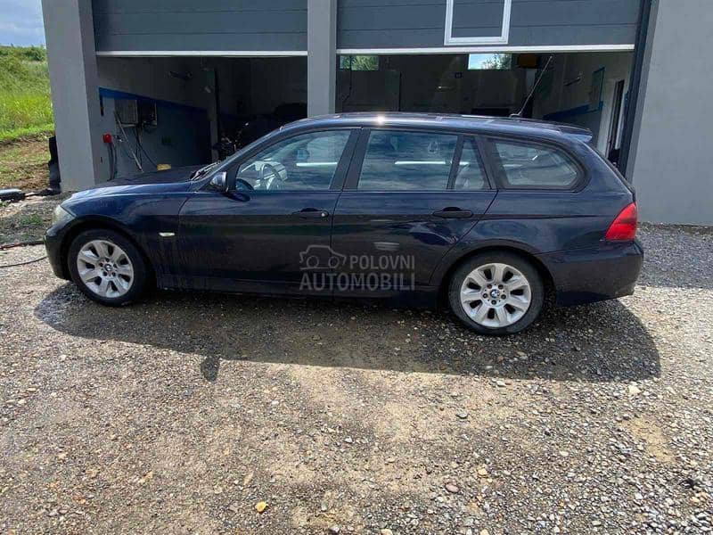 Delovi za BMW Serija 3 e90