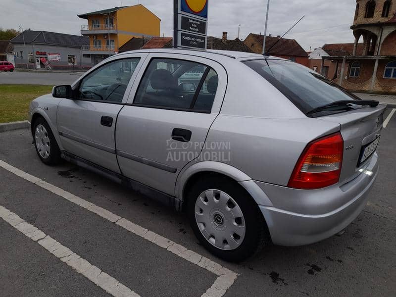 Opel Astra G 1.8 16v