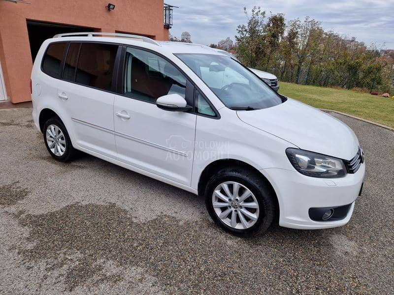 Volkswagen Touran METAN HIGHLINE