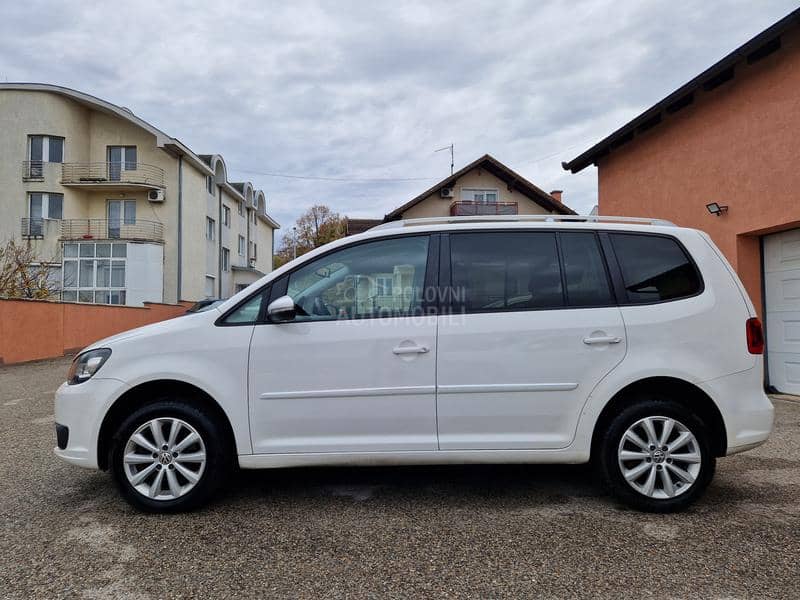 Volkswagen Touran METAN HIGHLINE