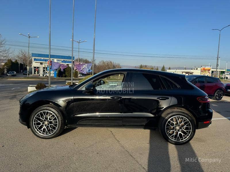 Porsche Macan 2.0 turbo