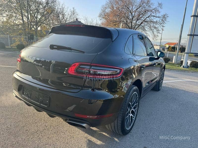 Porsche Macan 2.0 turbo