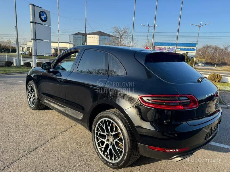 Porsche Macan 2.0 turbo