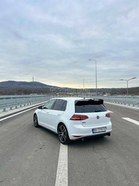 Volkswagen Golf 7 GTI