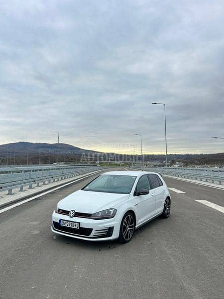 Volkswagen Golf 7 GTI