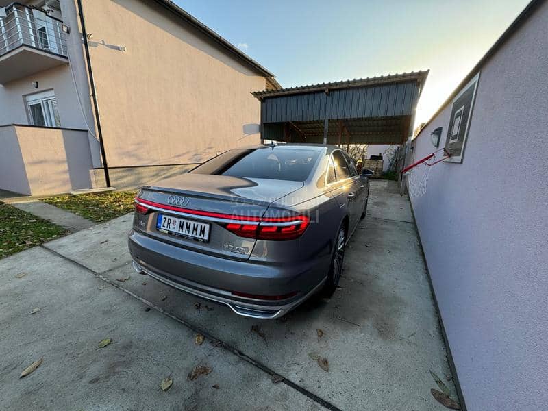 Audi A8 5.0