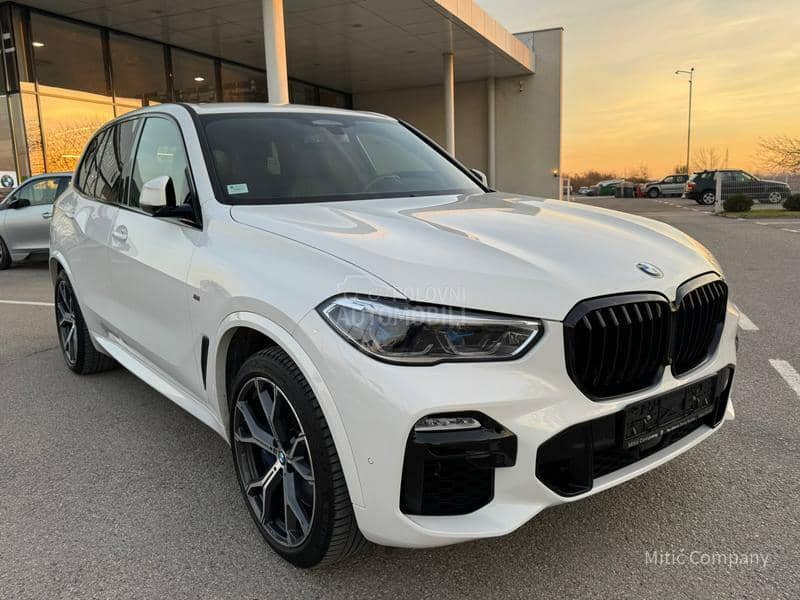 BMW X5 M50d