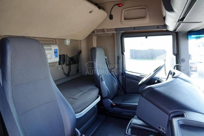 Scania R 520 V8 6x4 / Tegljač