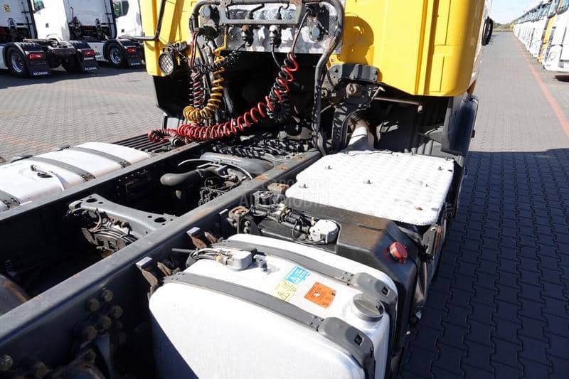 Scania R 520 V8 6x4 / Tegljač