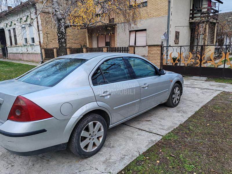 Ford Mondeo 