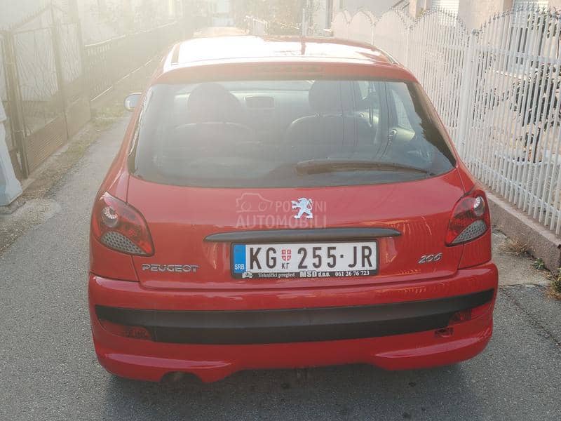 Peugeot 206 plus 1.1