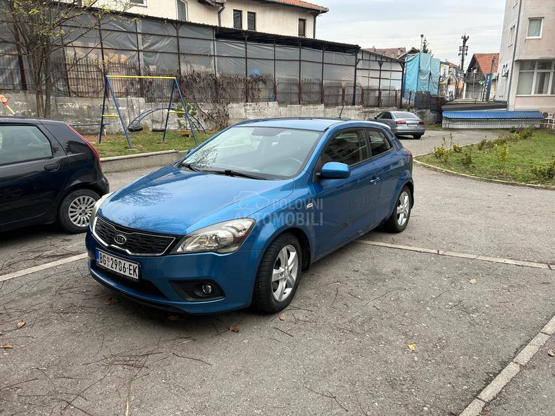 Kia pro_cee`d 1.4 DOHC 16V