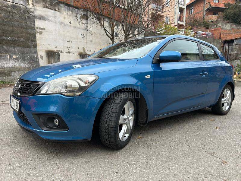 Kia pro_cee`d 1.4 DOHC 16V