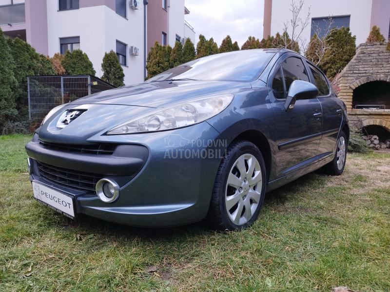 Peugeot 207 1.6 B E N Z