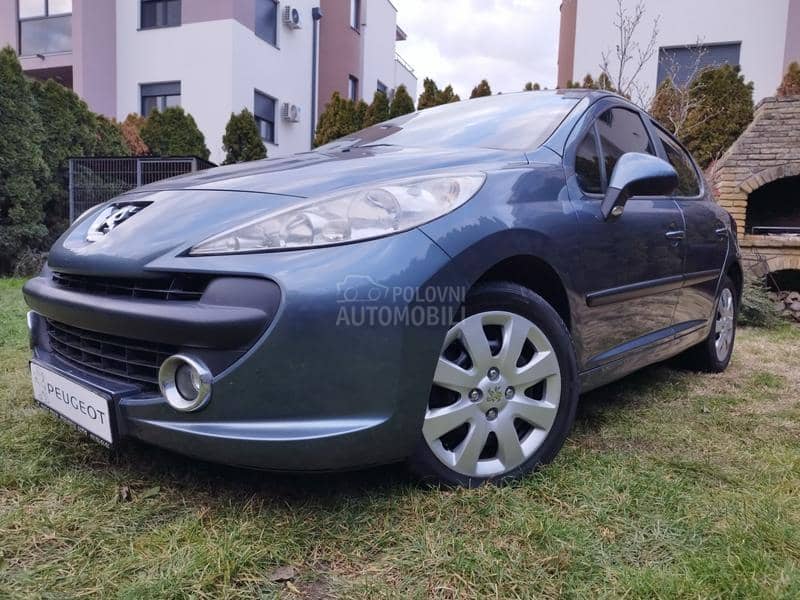 Peugeot 207 1.6 B E N Z