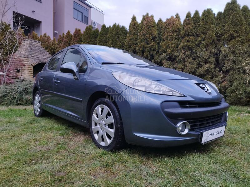 Peugeot 207 1.6 B E N Z